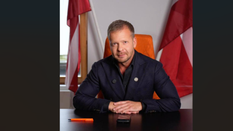 Ex-deputado europeu pode enfrentar 25 anos de prisão por 'apoiar a Rússia'