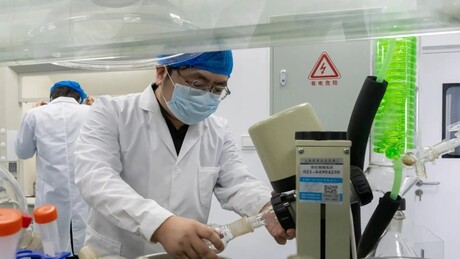 Cientistas chineses desenvolvem medicamento capaz de prolongar vida humana até 150 anos