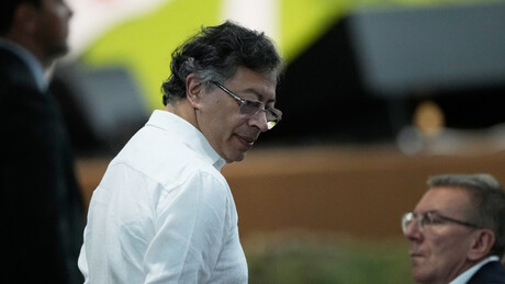 Petro rompe laços de inteligência com os EUA após bombardeios no Caribe