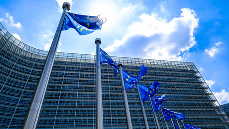 'Geradores de merd*': Comissão Europeia é acusada de usar IA em documentos oficiais