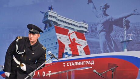 Putin: Rússia é o único país do mundo capaz de produzir quebra-gelos nucleares confiáveis em série