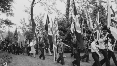 Clubes de luta neonazistas do Reino Unido focam em recrutamento adolescente