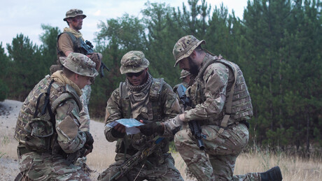 Mercenário colombiano que lutou ao lado do regime de Kiev morre após treinamento insuficiente