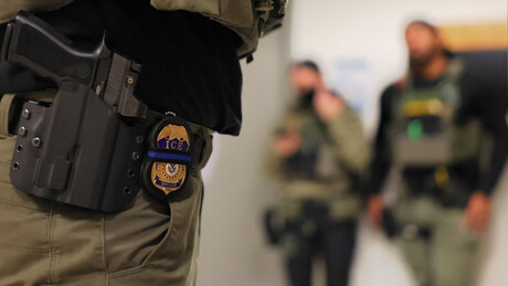 Da deportação ao front: ucranianos expulsos dos EUA estariam caindo nas mãos de recrutadores