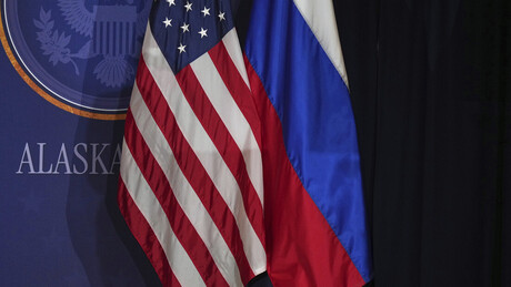 Assessor de Putin comenta vazamentos sobre plano de paz