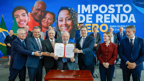 Lula sanciona lei que amplia isenção do IR para até R$ 5 mil e beneficia 15 milhões