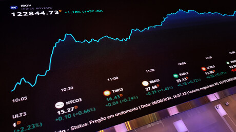 Investimento estrangeiro no Brasil supera total de 2024 e acompanha série de recordes na bolsa