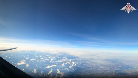 VÍDEO: bombardeiros estratégicos russos completaram voo de 11 horas sobre o Ártico