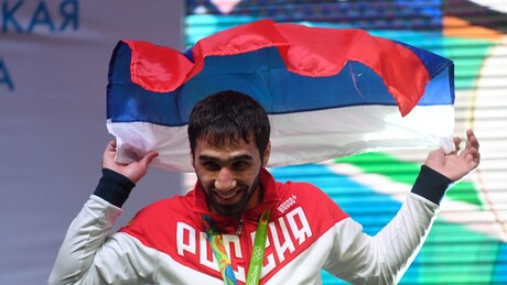 Rússia volta a participar com bandeira e hino em competições de judô