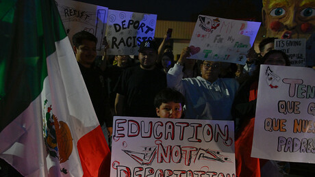 Estados Unidos suspendem decisões de asilo para reforçar triagem de estrangeiros