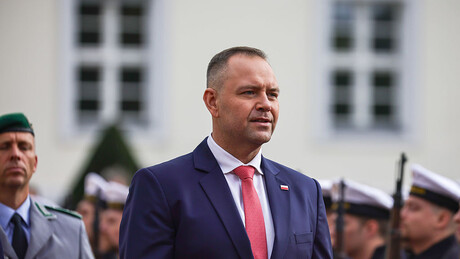 Presidente da Polônia cancela encontro com Orbán após viagem do premiê húngaro a Moscou