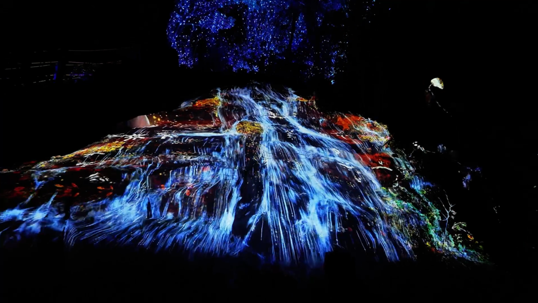 Milagre da iluminação: ilha desabitada vira instalação artística