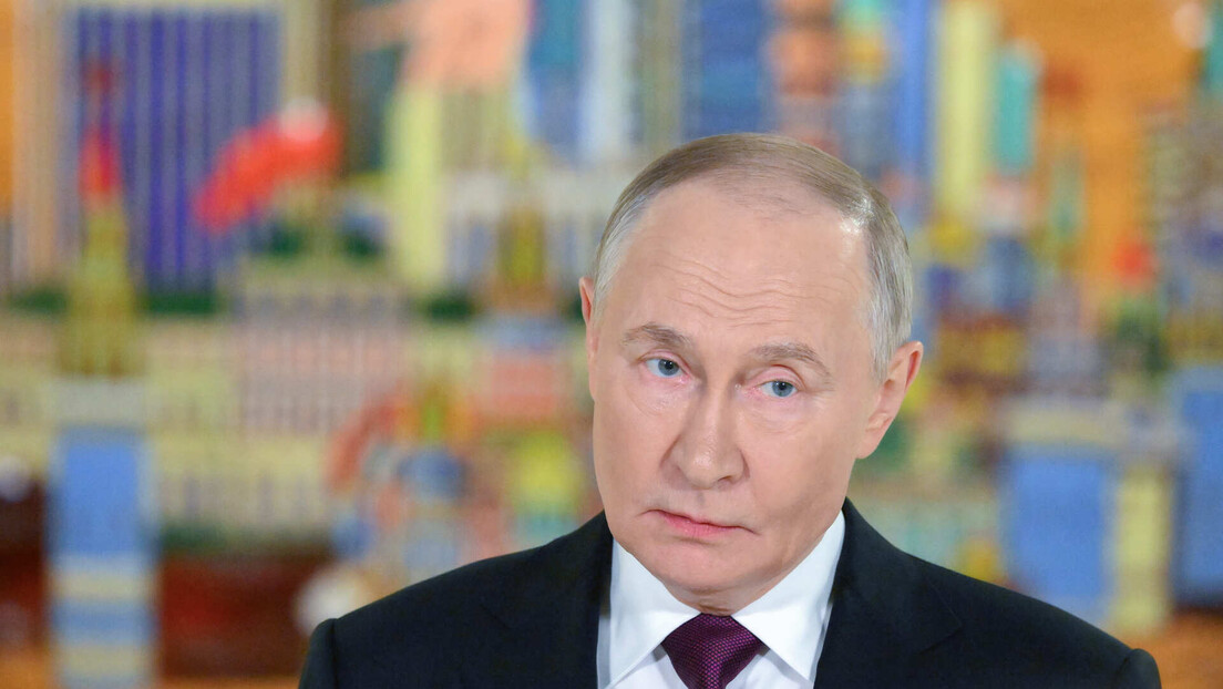 Putin alerta: Rússia pode cortar accesso da Ucrânia ao mar se pirataria contra navios russos continuar