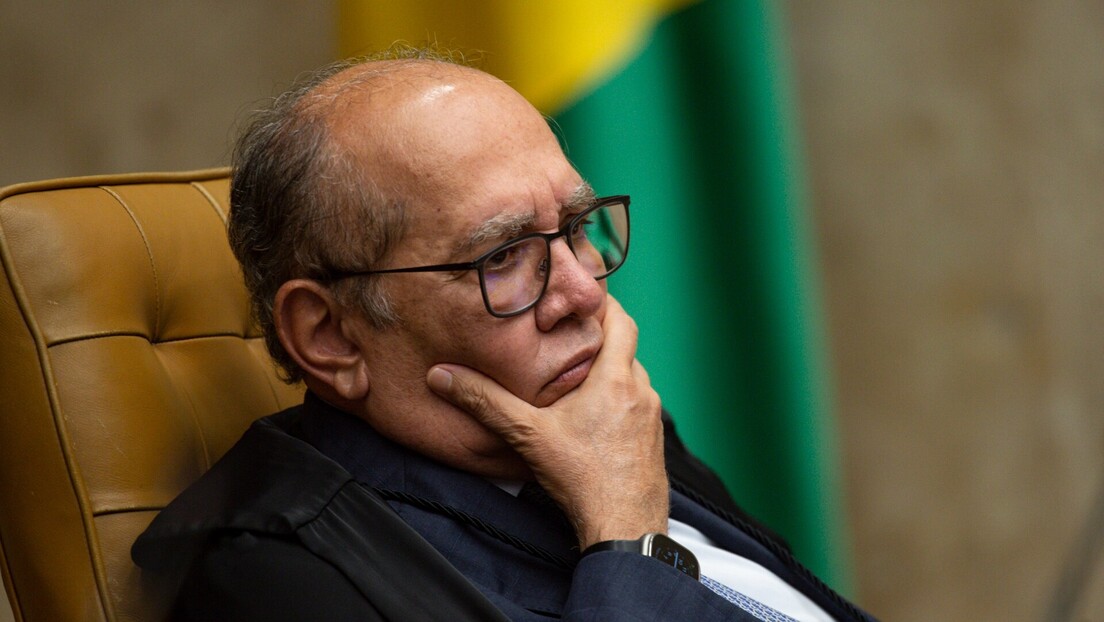 Gilmar Mendes decide que só PGR pode pedir impeachment de ministros do STF