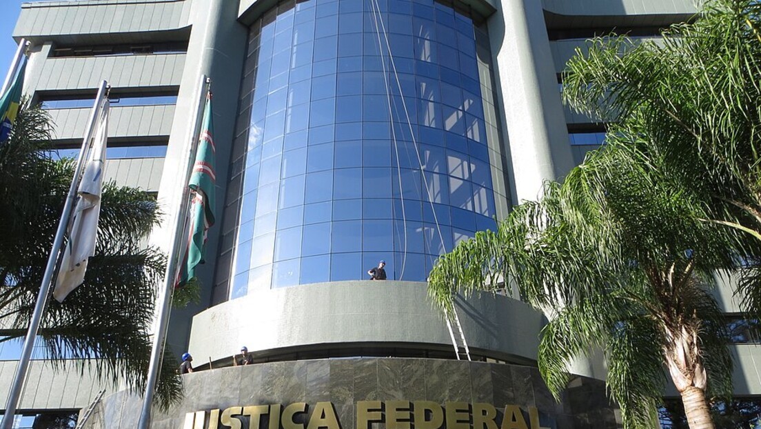 Vara de Curitiba que cuidou da Lava-Jato é alvo de busca e apreensão da PF