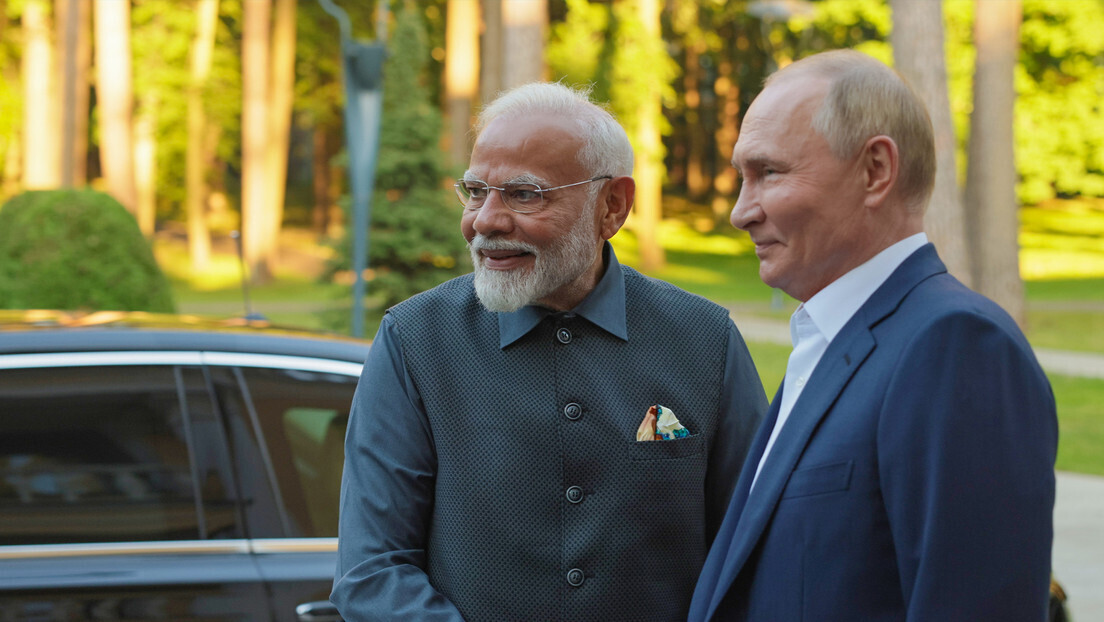 Putin comenta sobre bate-papo com Modi durante viagem em limousine na China