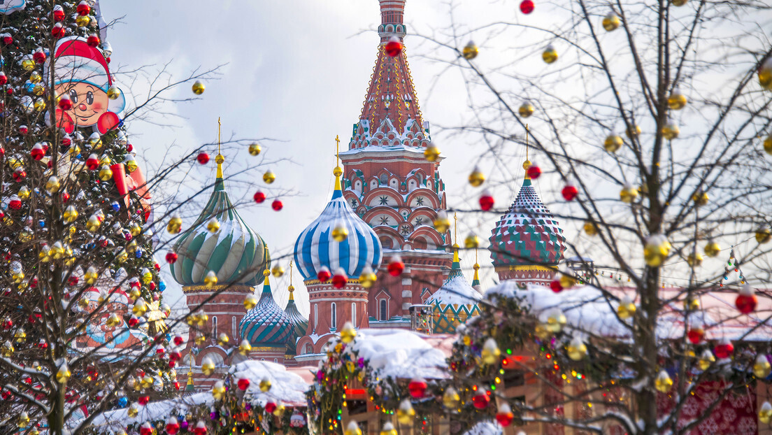 Jornalista diz a Putin que Moscou a deixou boquiaberta: 'nunca vi nada parecido'