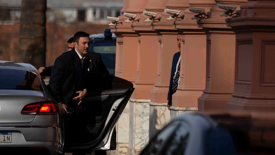 Ministro da Defesa da Argentina renuncia