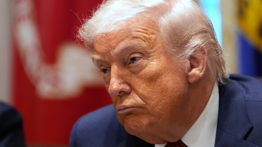 Trump reage à multa da União Europeia ao X: 'Desagradável'