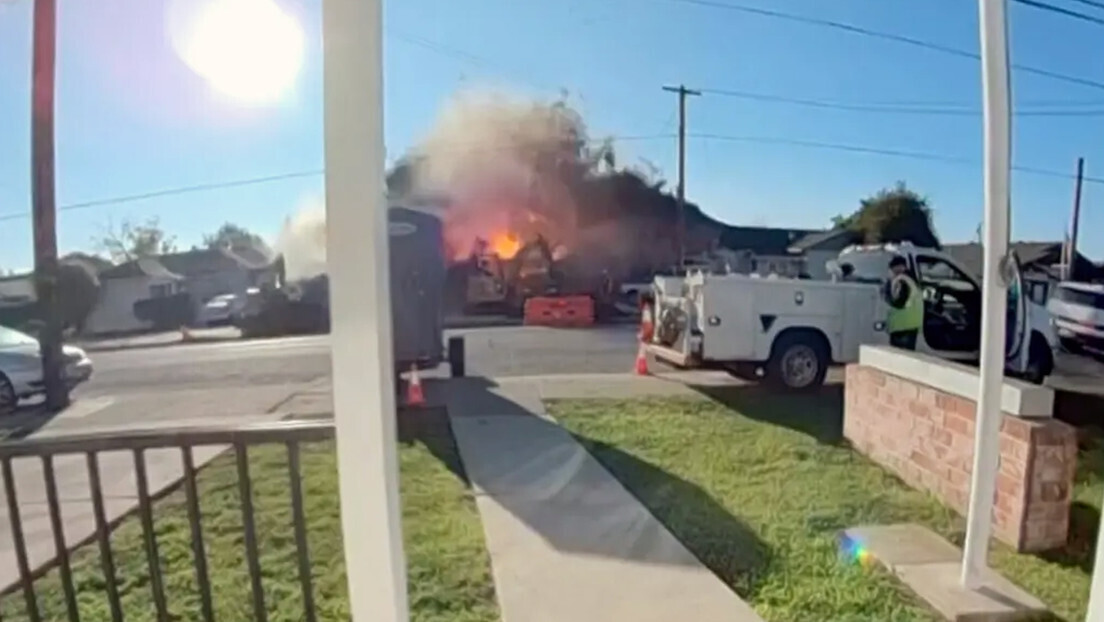 VÍDEO CHOCANTE: explosão em área residencial deixa cena de destruição nos EUA