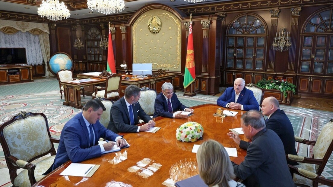 Enviado especial de Trump se reúne com Lukashenko em Belarus