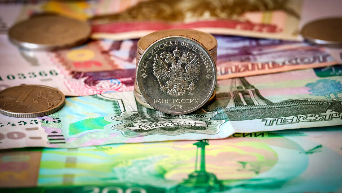 UE decide congelar por tempo indeterminado os ativos soberanos da Rússia