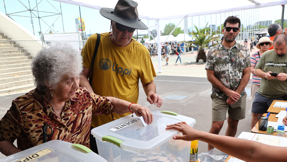 Abertas as urnas para o 2º turno das eleições presidenciais no Chile