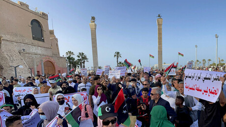 'África não deve copiar o Ocidente', afirma ex-ministro líbio