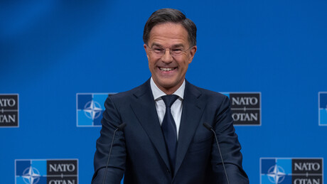 Chefe da OTAN revela que Kiev deverá receber US$ 1 bilhão por mês em armamentos dos EUA em 2026