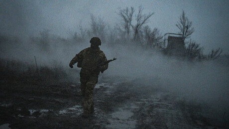 Soldado russo ferido guia civis por 10 quilômetros fora da zona de combate
