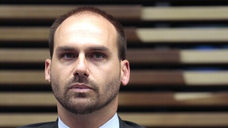 Eduardo Bolsonaro tem 5 sessões para se defender de faltas e evitar cassação, diz Hugo Motta