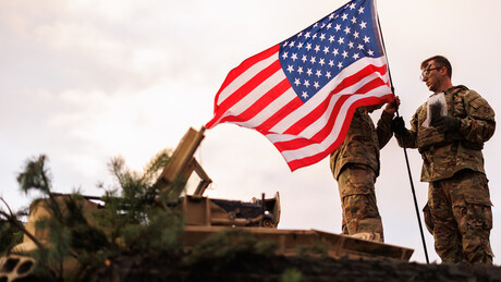 País membro da OTAN quer adicionar EUA à lista de ameaças