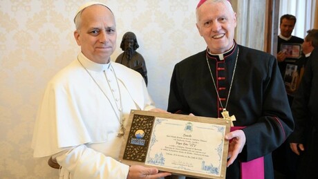 VÍDEO: Papa Leão XIV recebe convite oficial para visitar o Santuário Nacional de Aparecida