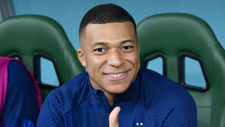PSG é condenado pela Justiça francesa a pagar 61 milhões de euros a Mbappé
