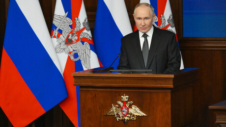 Putin: 'Uma mentira, pura loucura' sobre suposta ameaça russa à Europa