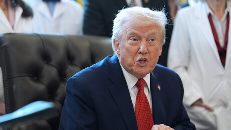 Trump afirma esperar que Kiev 'aja rápido' nas negociações de paz