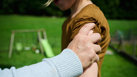 Escândalos de abuso se acumulam em abrigos infantis da França
