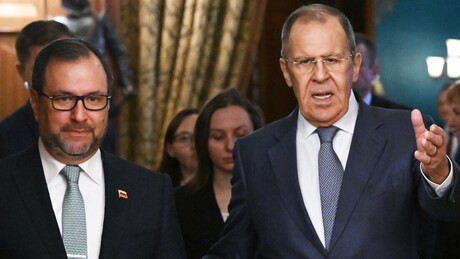 Chanceler da Venezuela diz que Rússia apoiará Caracas contra bloqueio imposto pelos EUA