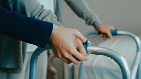 Preso beneficiado por 'saidinha' invade casa e tenta estuprar idosa de 89 anos em pleno Natal