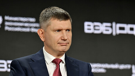 Economia da Rússia cresce em 2025 e mantém estabilidade, diz ministro das Finanças à RT