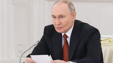 Putin: 'Há pessoas inteligentes no Ocidente que recomendam que Kiev aceite uma solução pacífica'