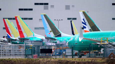 Trump: 'Eu sou o rei, vendi mais Boeings do que qualquer ser humano na Terra'