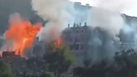 VÍDEO: Coalizão liderada pela Arábia Saudita bombardeia Iêmen