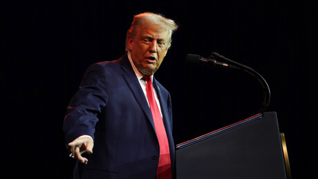 Trump ataca senadores após voto que limita ações militares dos EUA na Venezuela