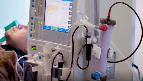 Brasil envia 40 toneladas de insumos para hemodiálise de pacientes na Venezuela