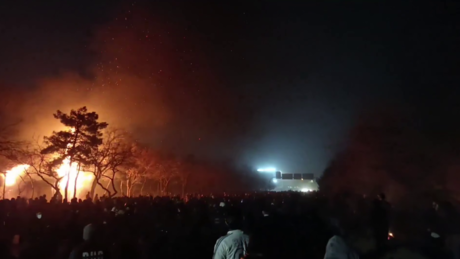 Trump afirma que Irã 'olha para a liberdade' e diz que EUA estão prontos para ajuda