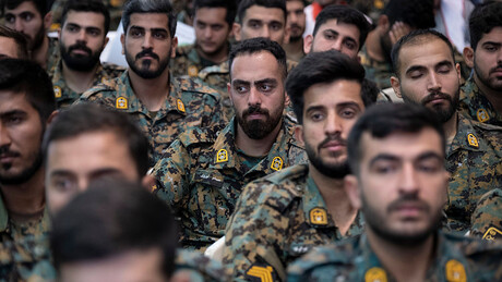 Exército do Irã declara apoio ao líder supremo e fala em frustrar 'conspirações do inimigo'