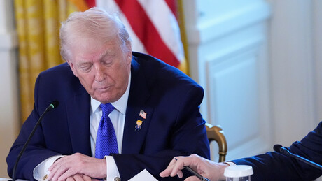 Trump avalia medidas para apoiar protestos no Irã, diz Axios