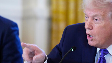 Trump ameaça o Irã com 'ataques em níveis nunca antes vistos' em caso de ação contra bases dos EUA