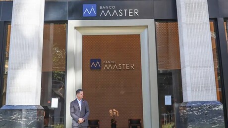 Polícia Federal faz buscas em endereços ligados a Vorcaro e bloqueia quase R$ 6 bilhões em bens